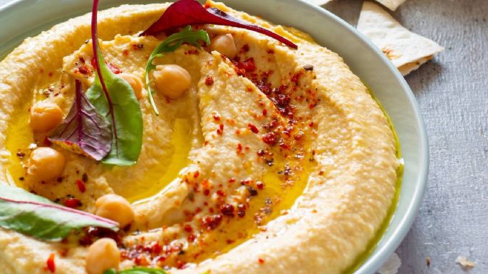 Hummus de garbanzos, la clásica receta perfecta para el picoteo