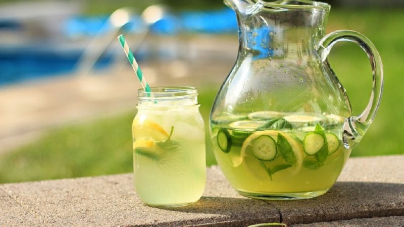 Limonada casera, el refresco necesario que hace más felices los veranos