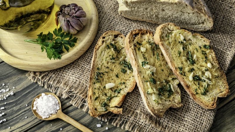 Un pan de ajo que puede transportarte al restaurante más emblemático de Italia