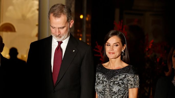 La Reina Letizia fue el centro de las miradas al rescatar por tercera vez un Felipe Varela