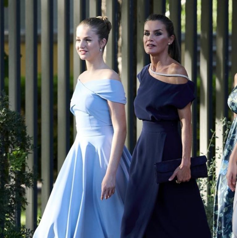 la Princesa Leonor y la Reina Letizia