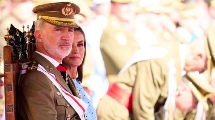 El Rey Felipe aprovecha la ausencia de la Reina Letizia para quebrar algunas normas impuestas