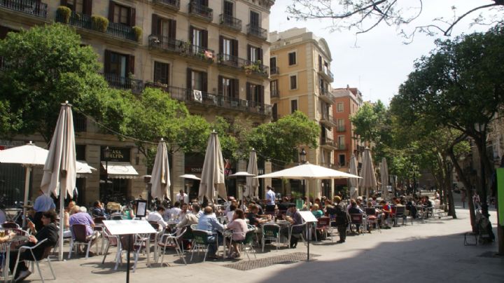 Un paseo aromático: descubre las cafeterías top de España para amantes del café