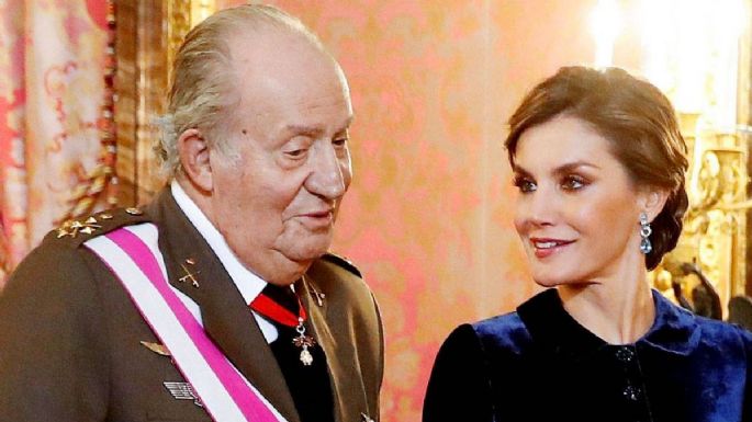 No es un secreto que el Rey Juan Carlos odia a la Reina Letizia, siempre busca su humillación