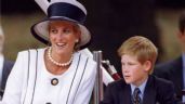 El libro que desenmascara al Príncipe Enrique, su madre, Diana de Gales, lo sabía muy bien