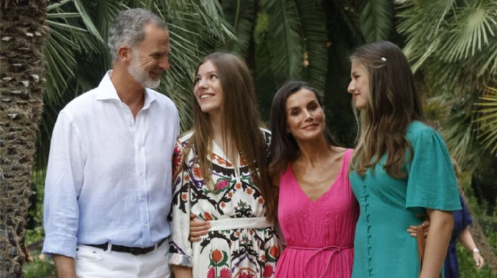 Repaso de la transformación de la Princesa Leonor y la Infanta Sofía a lo largo de sus veranos en Mallorca