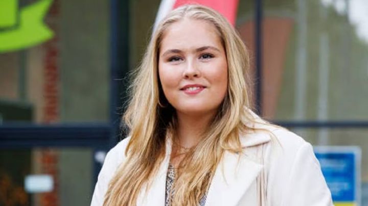 La Princesa Amalia de Holanda revela el abrigo que marcará tendencia esta temporada