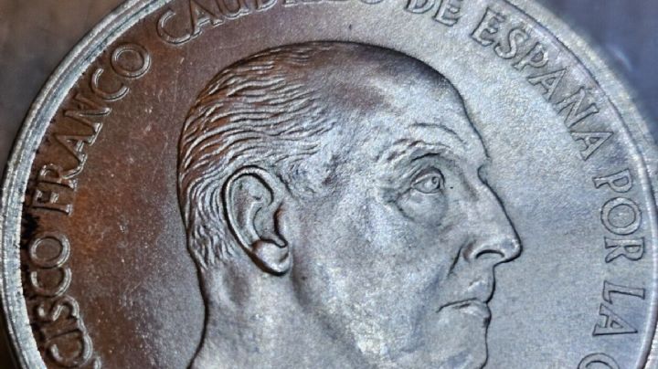 Aprovecha tu lote de monedas de 100 pesetas de Franco para vivir la aventura de tu vida en Orlando